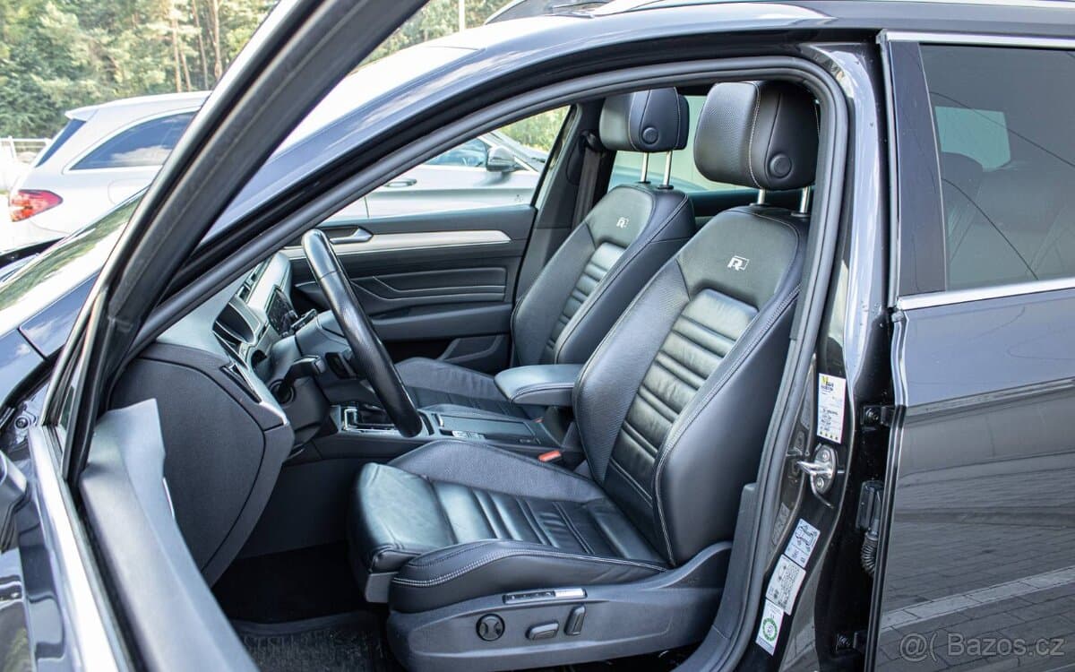 2020 Volkswagen PASSAT - 19