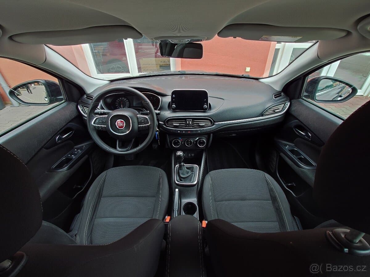 2018 Fiat TIPO - 19