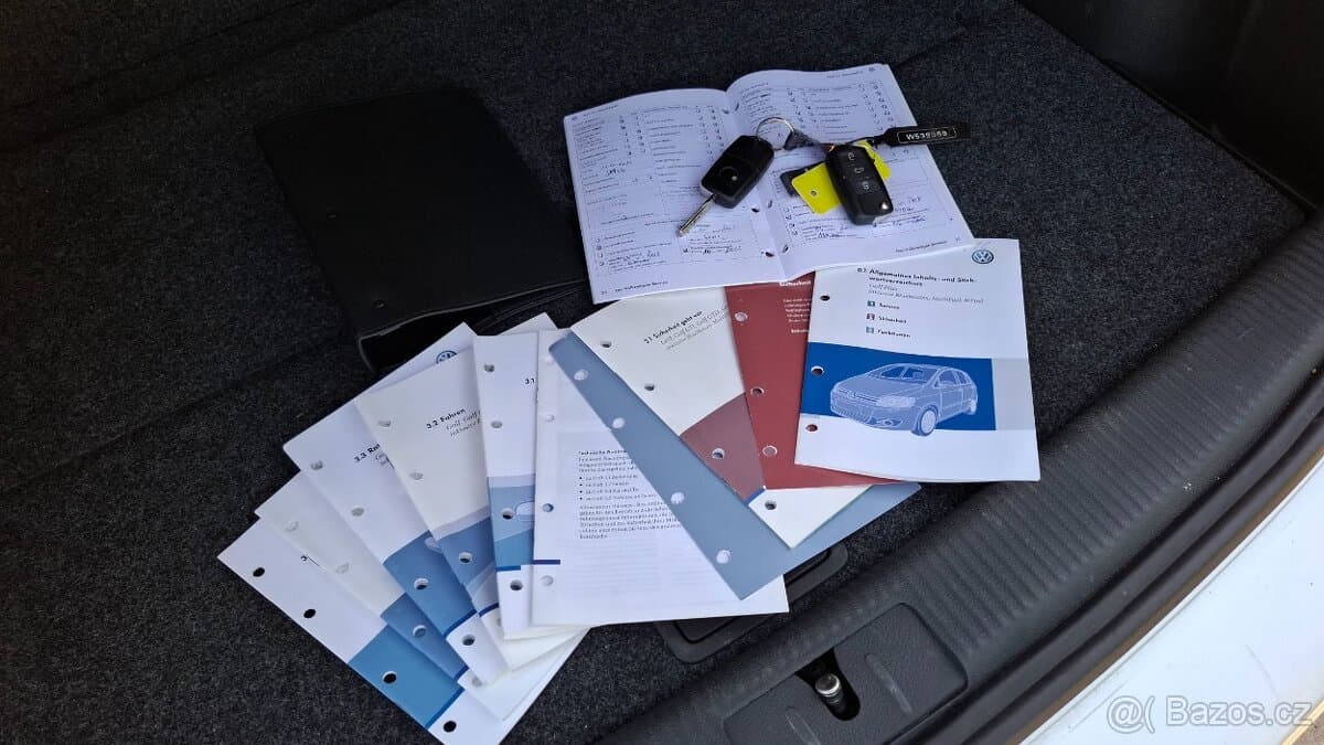 2009 Volkswagen GOLF - 19