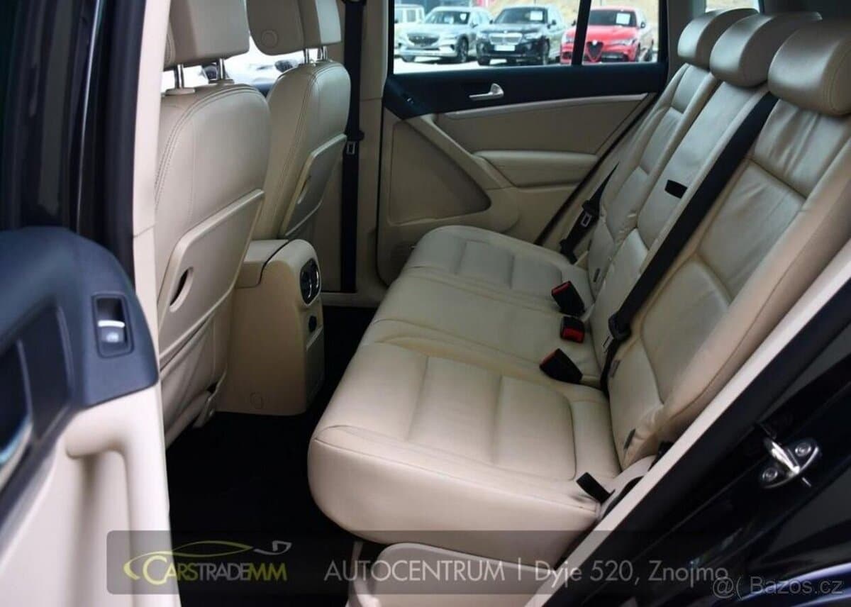 2012 Volkswagen TIGUAN - 19