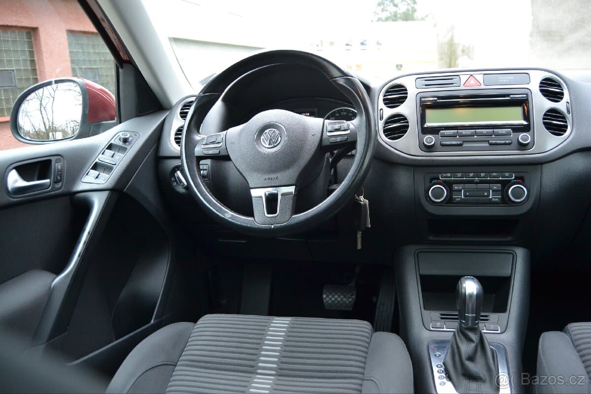 2011 Volkswagen TIGUAN - 19
