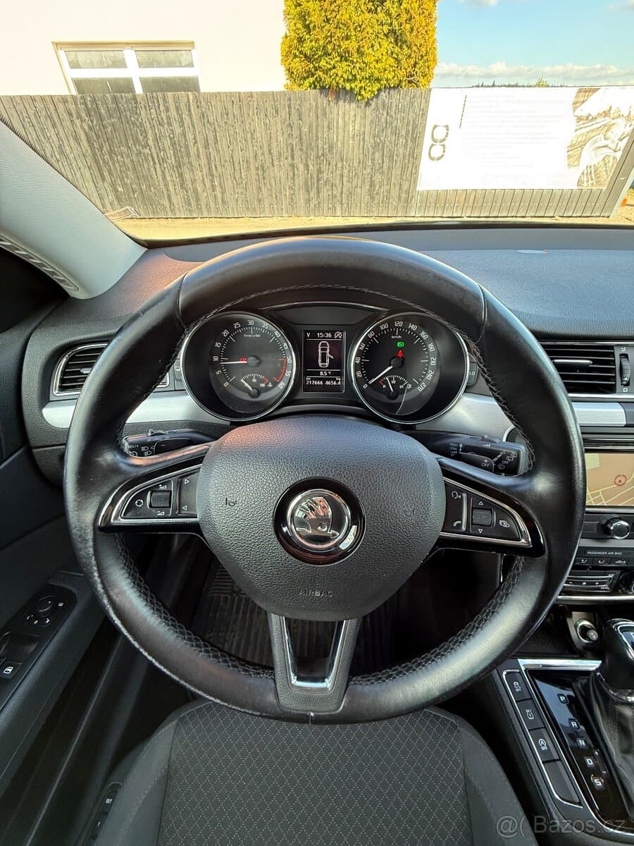 2014 Škoda SUPERB - 19