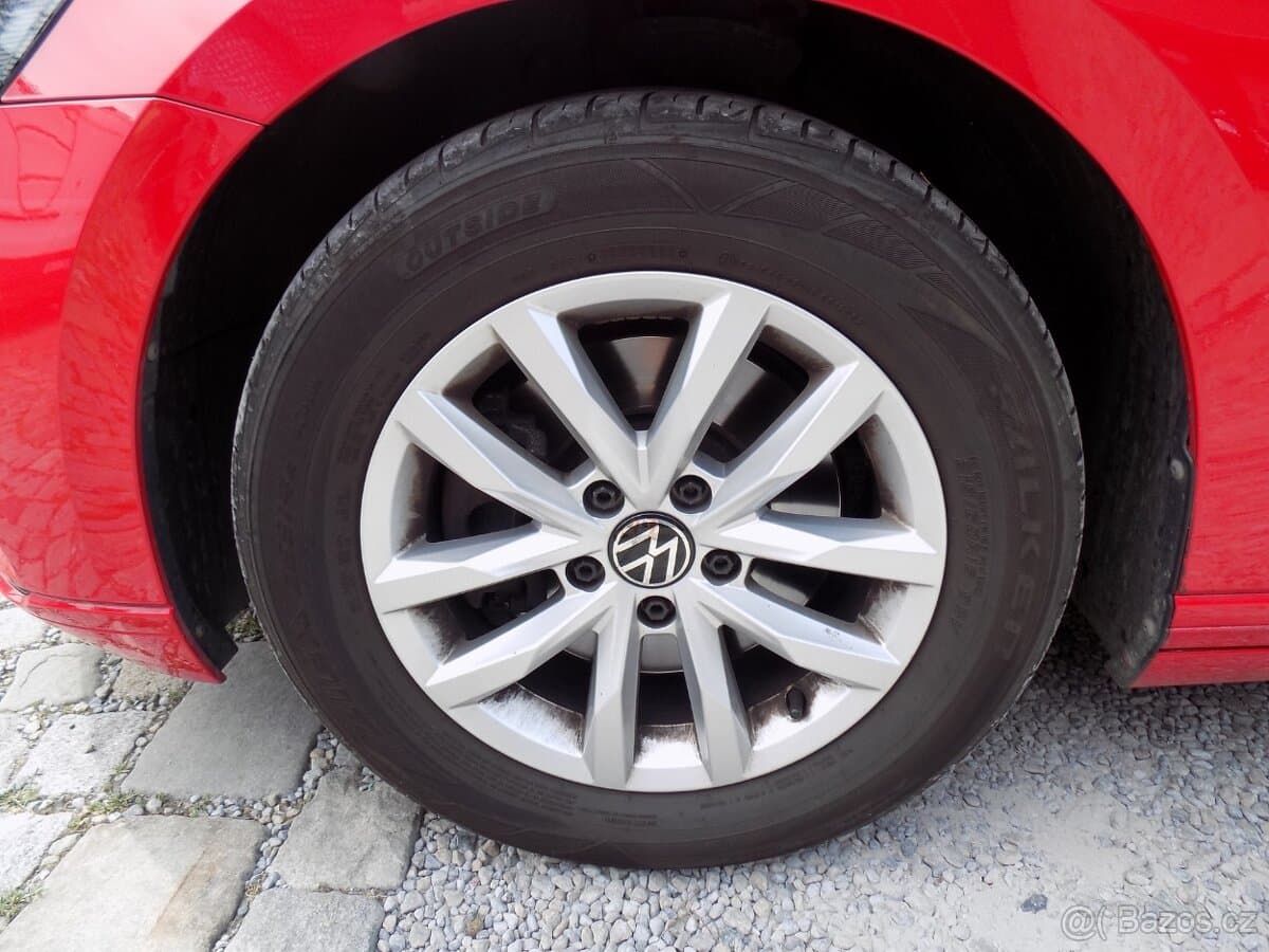2021 Volkswagen PASSAT - 19
