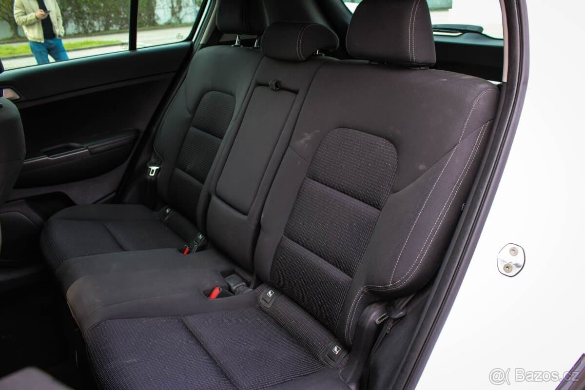 2016 Kia SPORTAGE - 19
