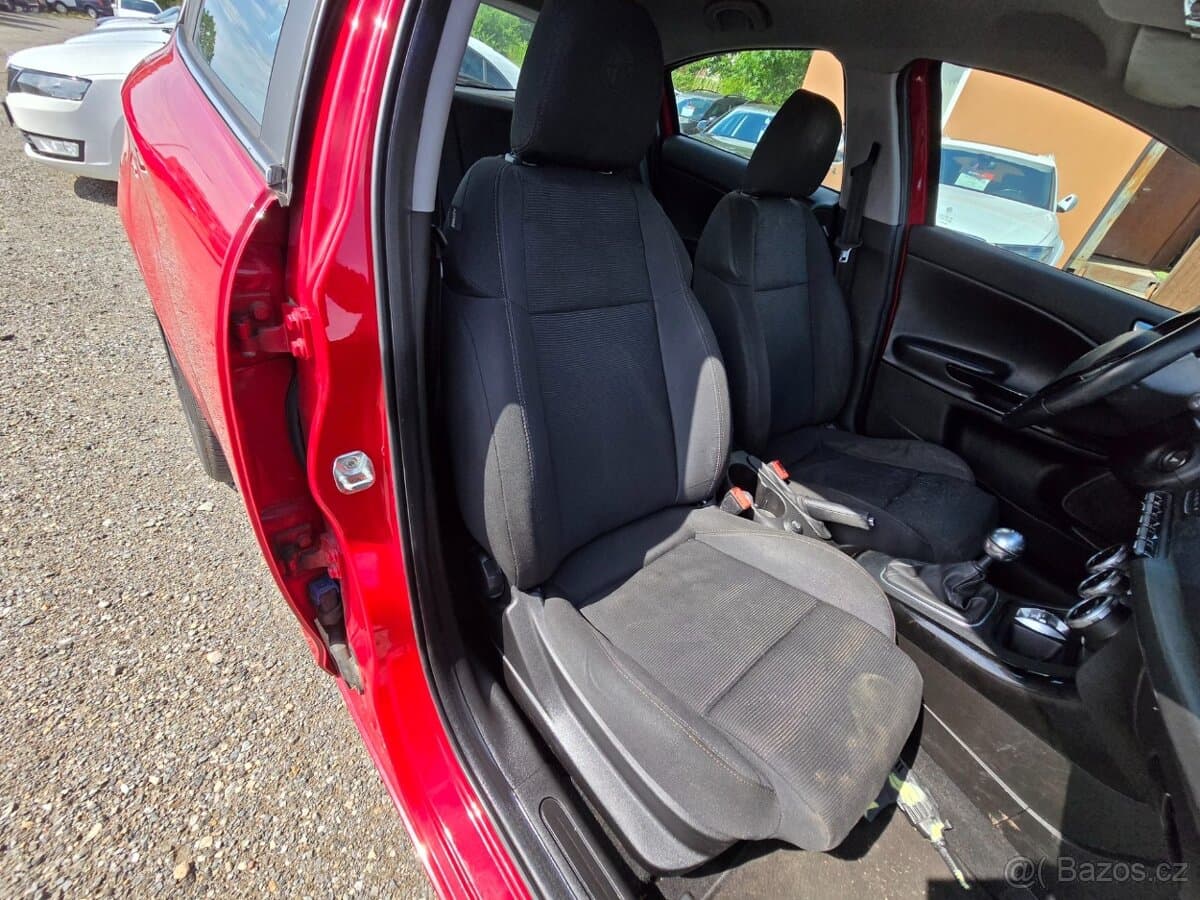 2011 Alfa Romeo GIULIETTA - 19