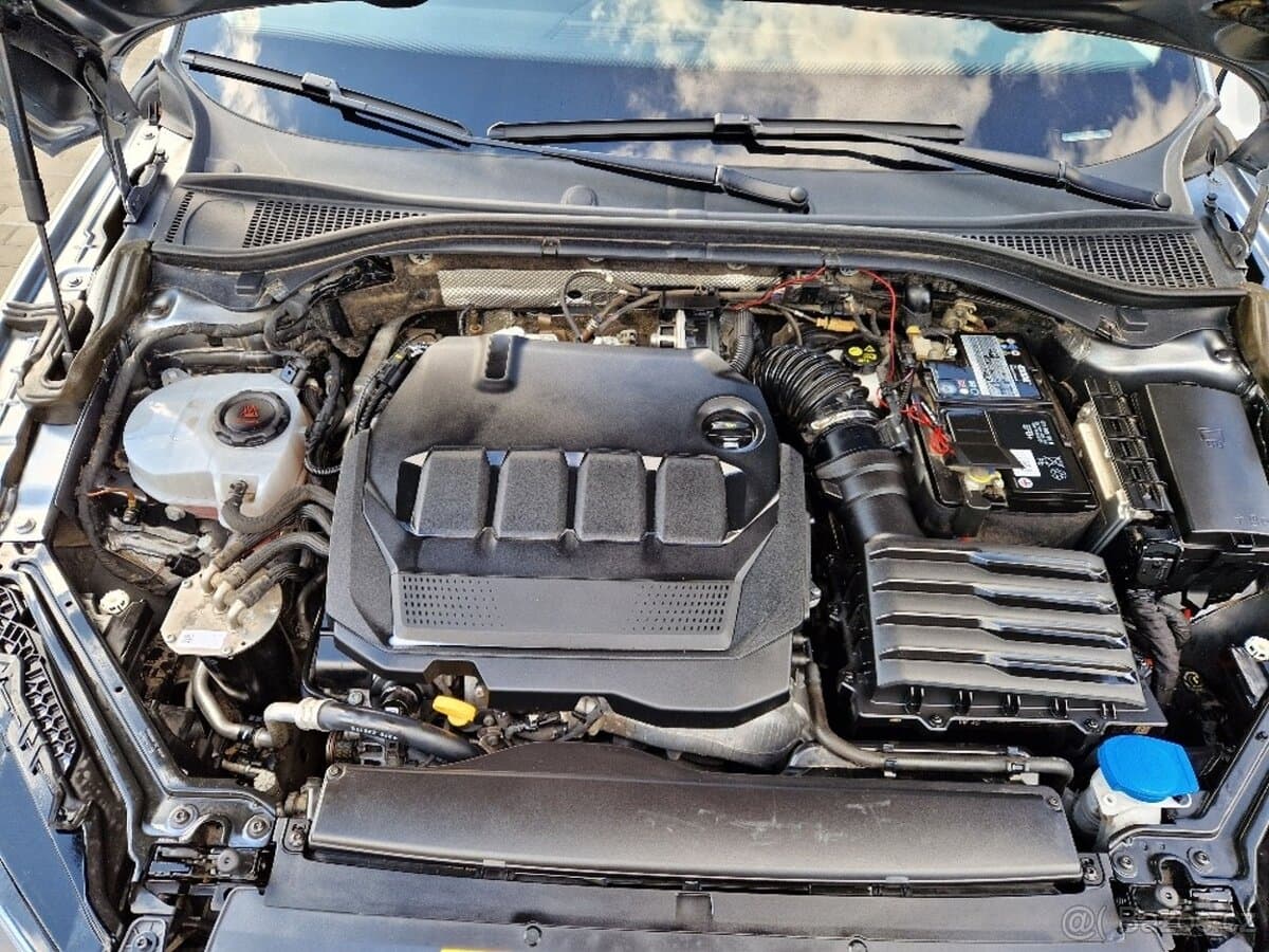 2020 Škoda SUPERB - 19