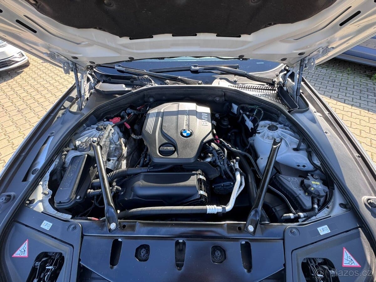 2014 BMW 5-SERIES - 19