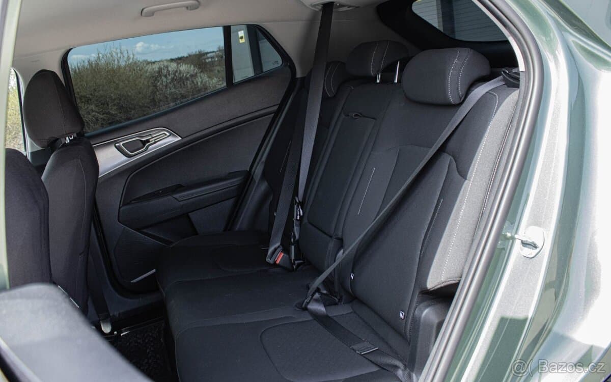 2025 Kia SPORTAGE - 19