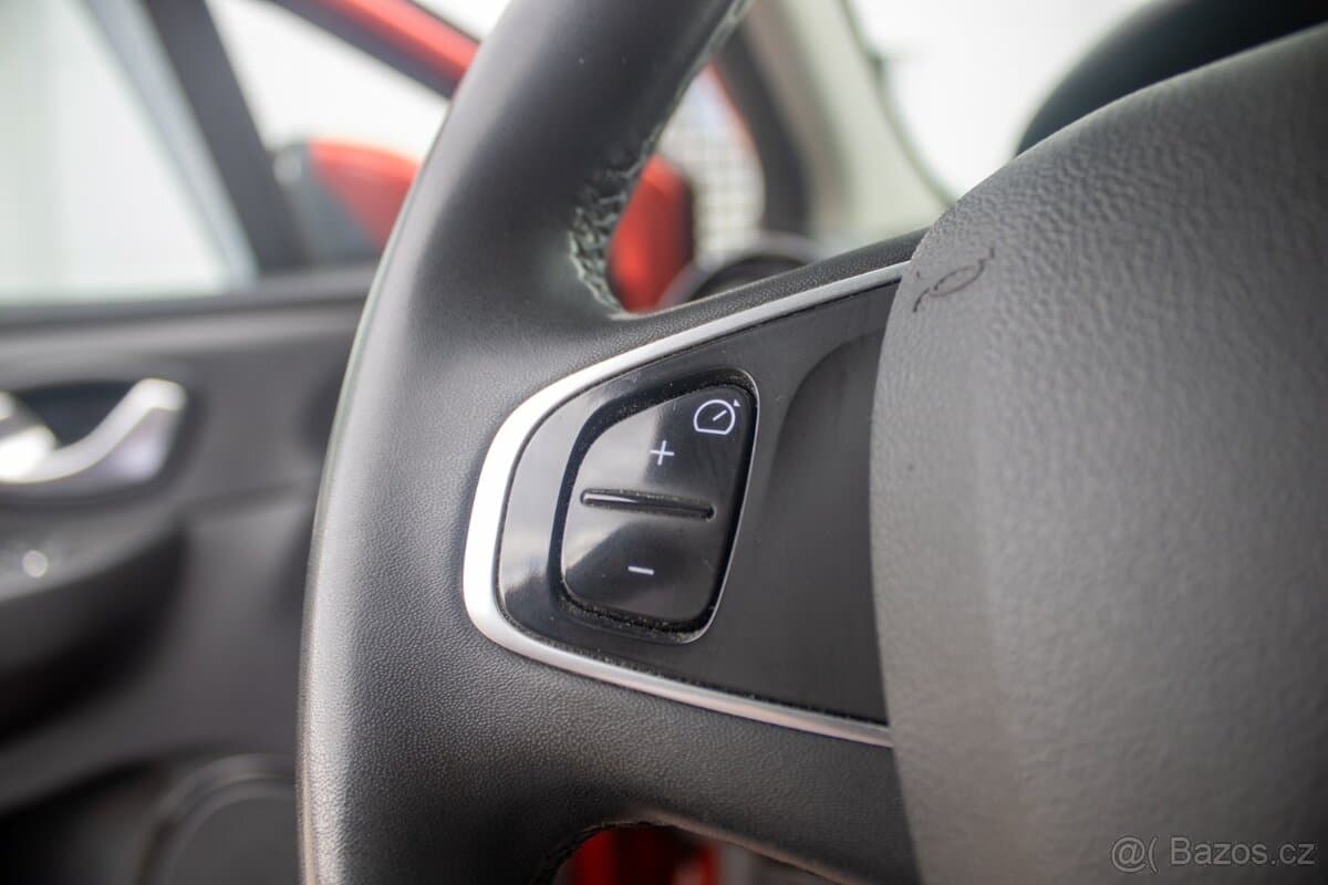 2018 Renault CLIO - 19