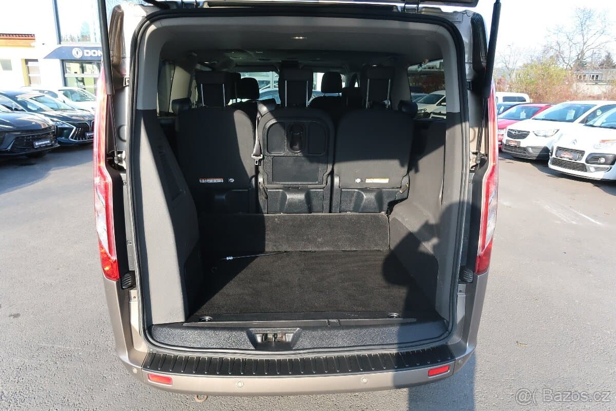 2019 Ford TOURNEO - 19
