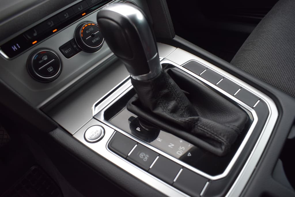 2015 Volkswagen PASSAT - 19