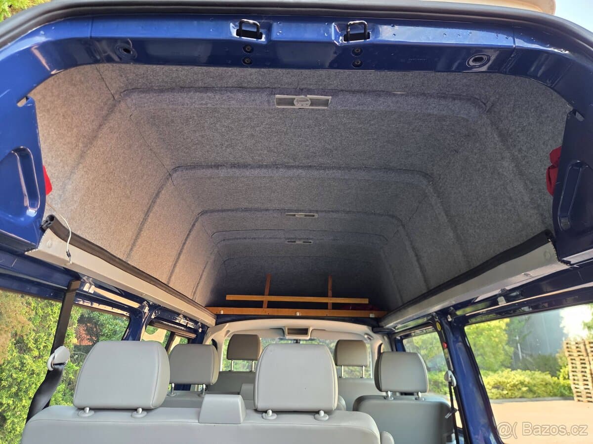 2010 Volkswagen TRANSPORTER - 19