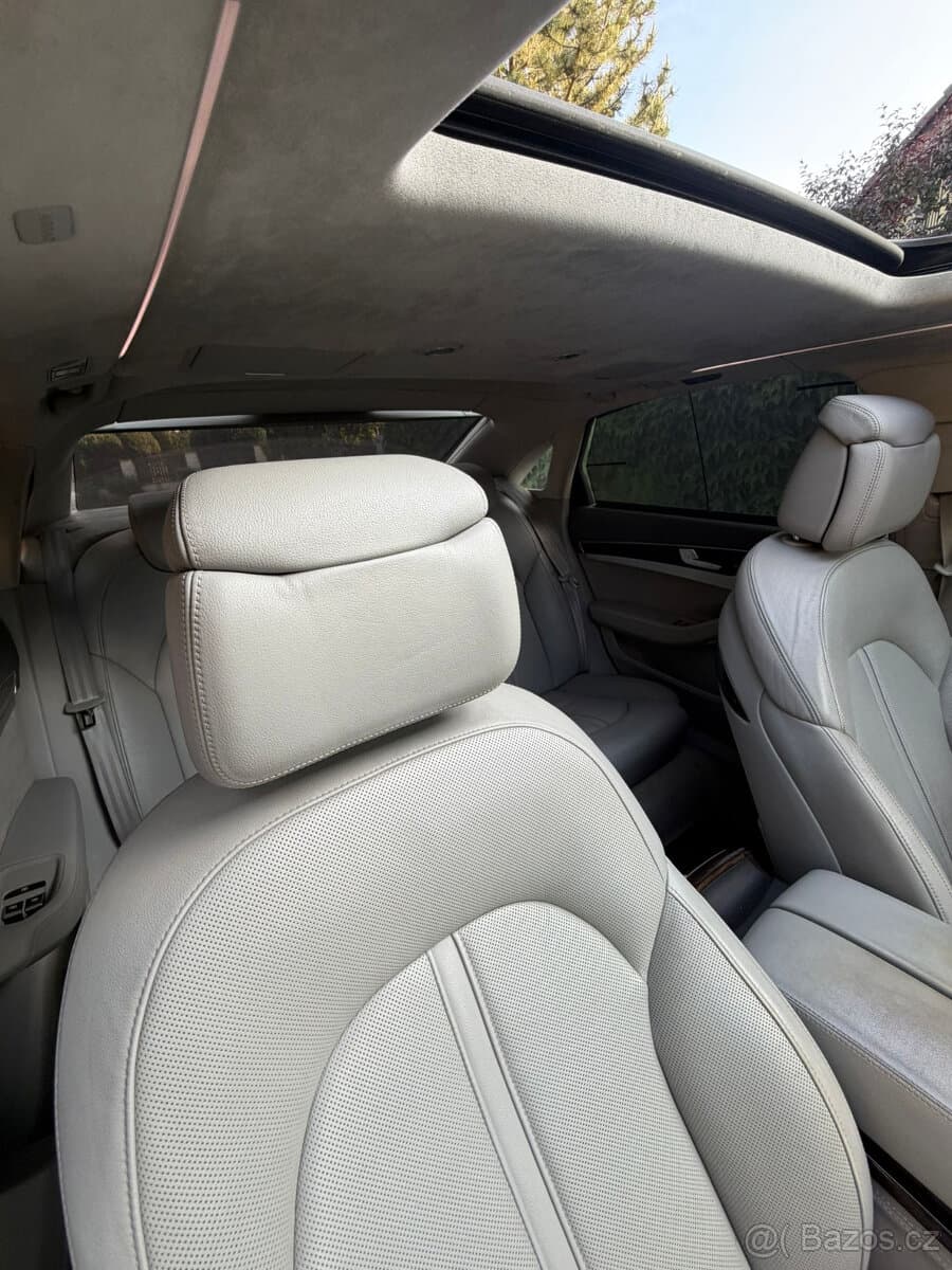 2012 Audi A8 - 19