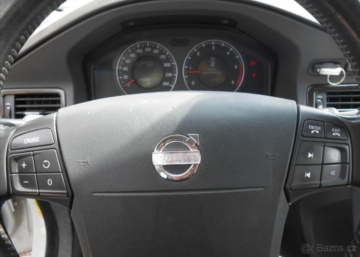2008 Volvo V70 - 19