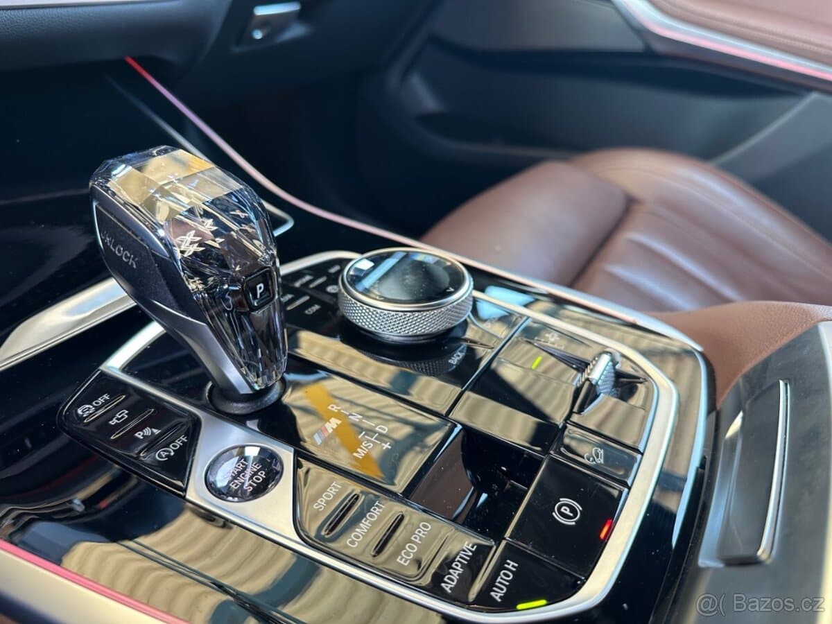 2021 BMW X7 - 19