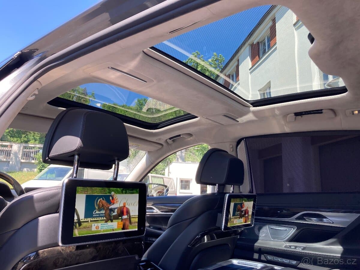 2016 BMW 7-SERIES - 19