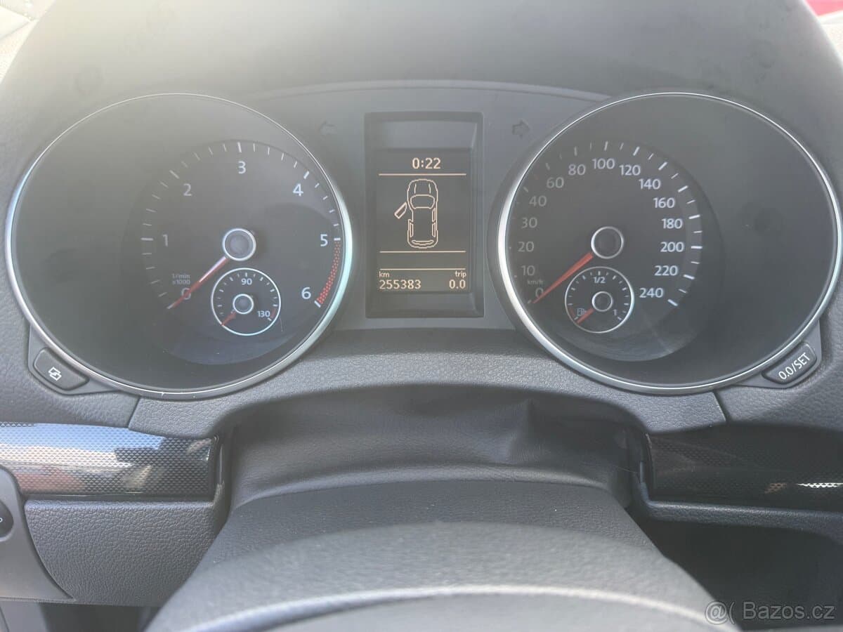 2009 Volkswagen GOLF - 19