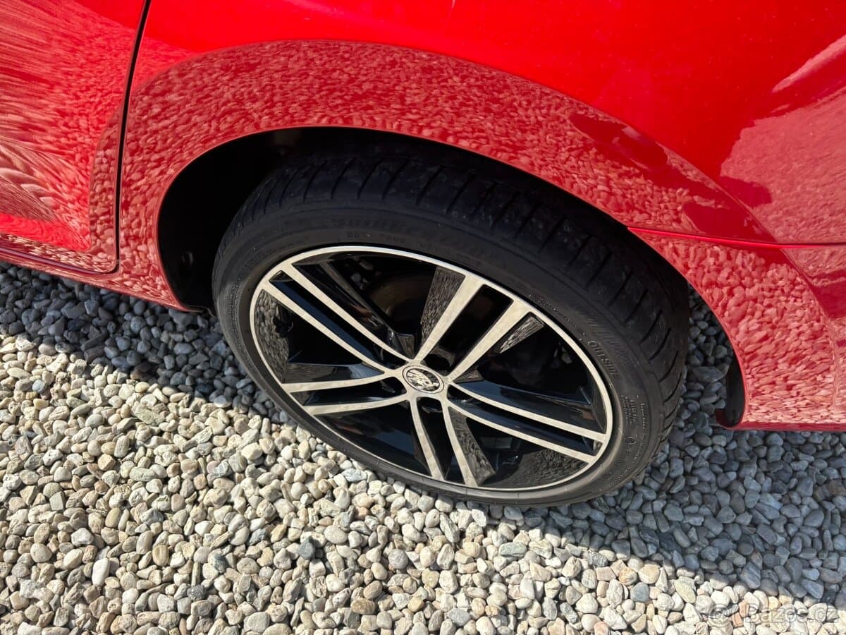 2015 Škoda RAPID - 19