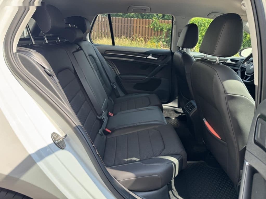 2014 Volkswagen GOLF - 19