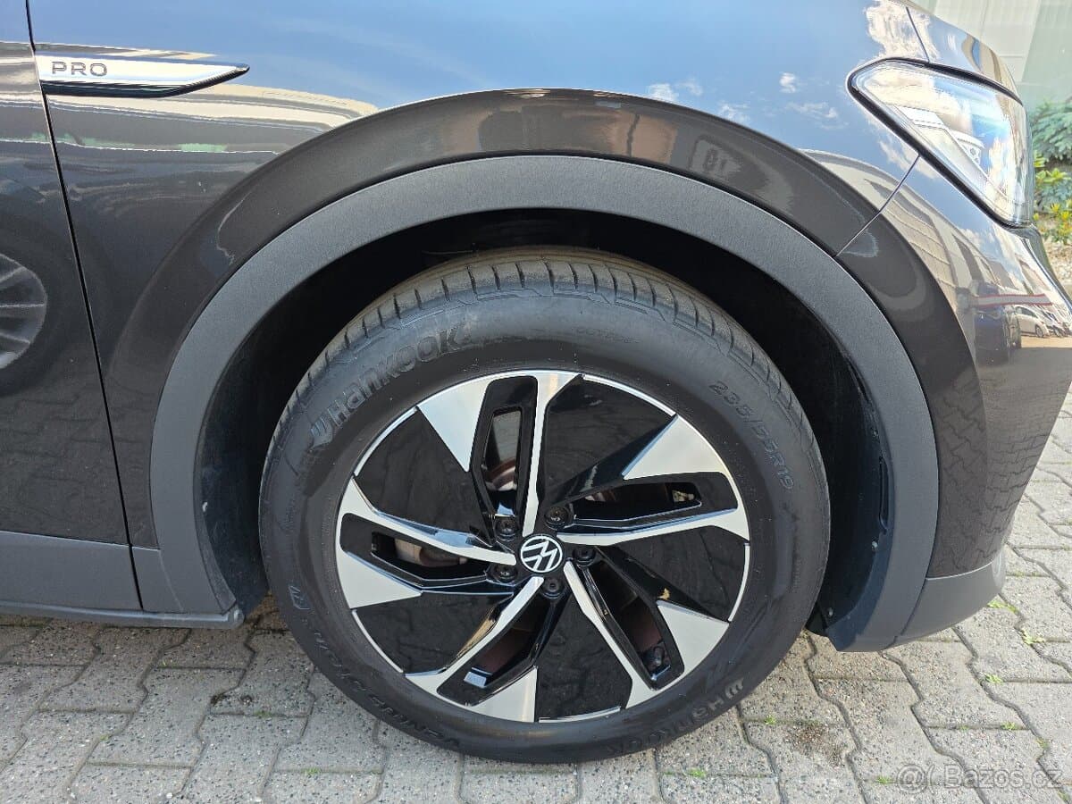 2022 Volkswagen ID.4 - 19