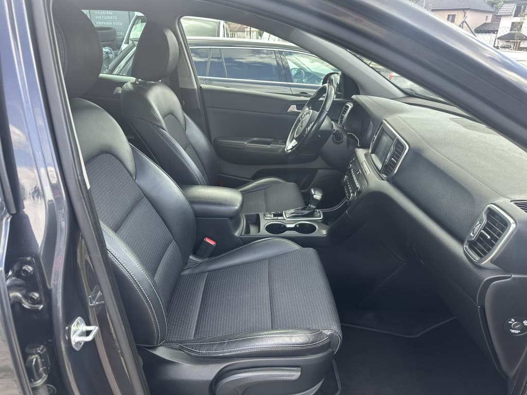 2018 Kia SPORTAGE - 19