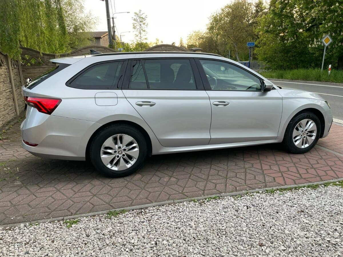 2022 Škoda OCTAVIA - 19