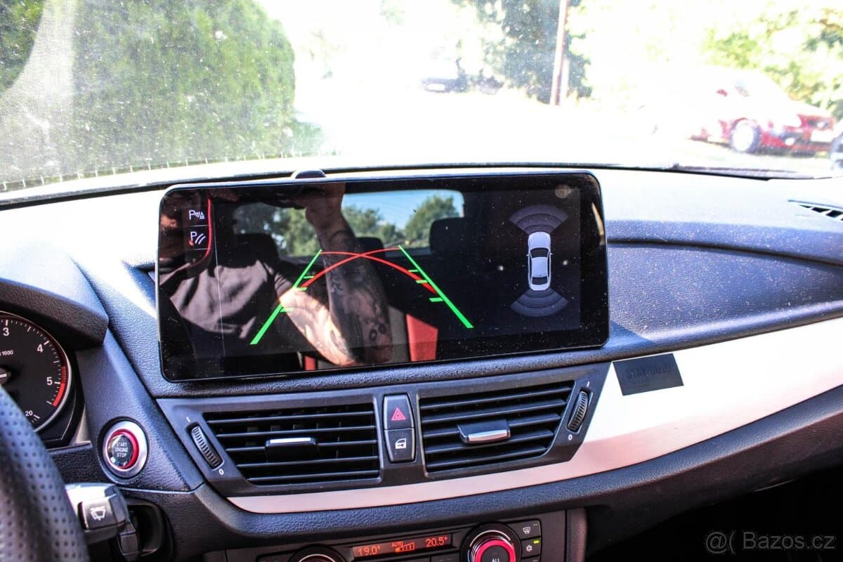 2010 BMW X1 - 19
