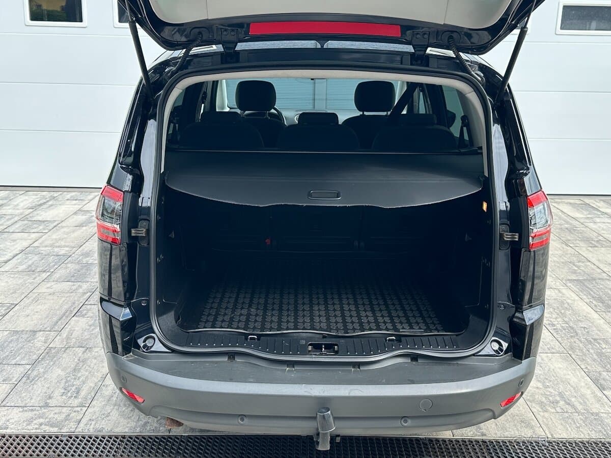 2014 Ford S-MAX - 19