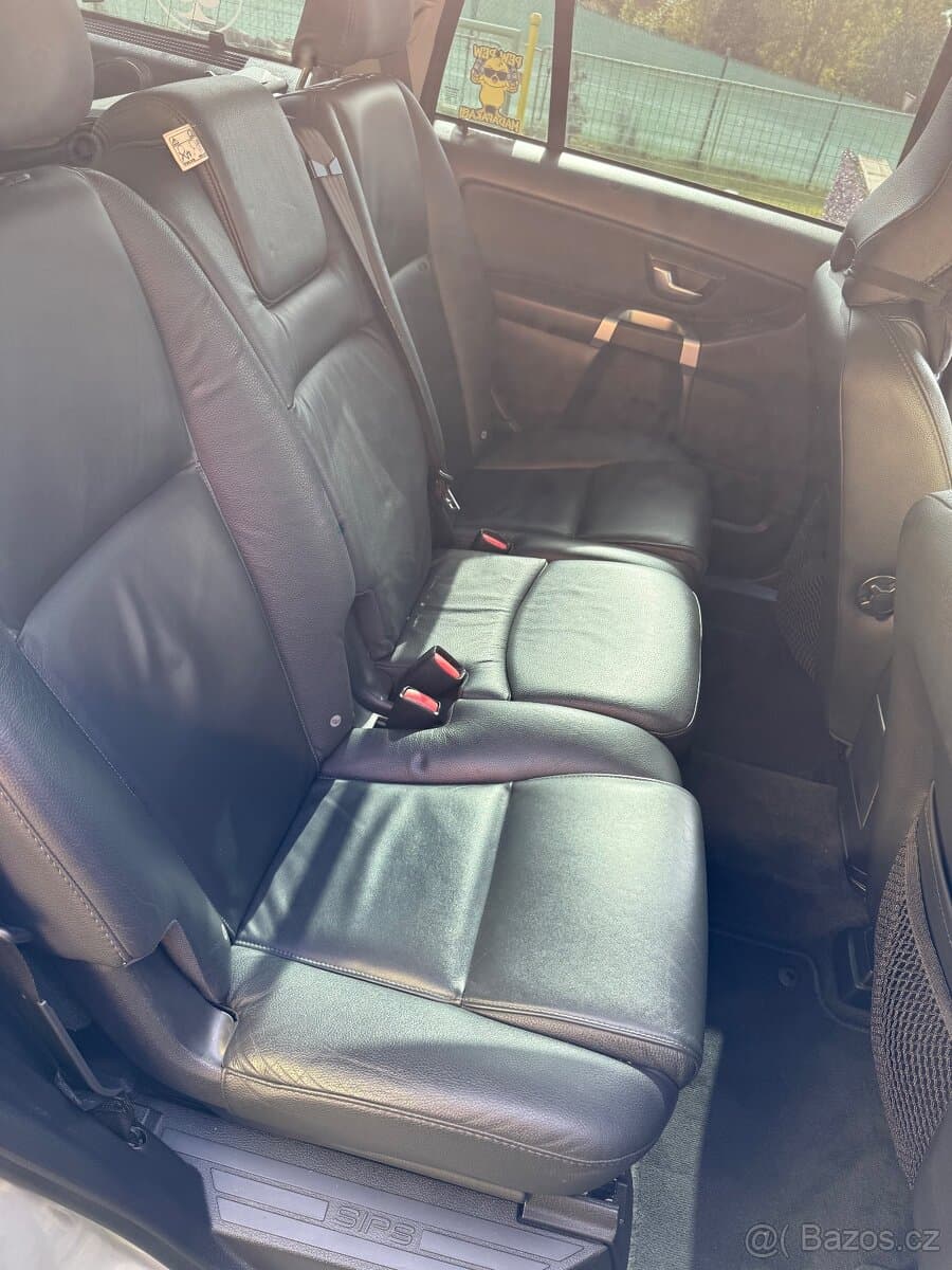 2011 Volvo XC90 - 19