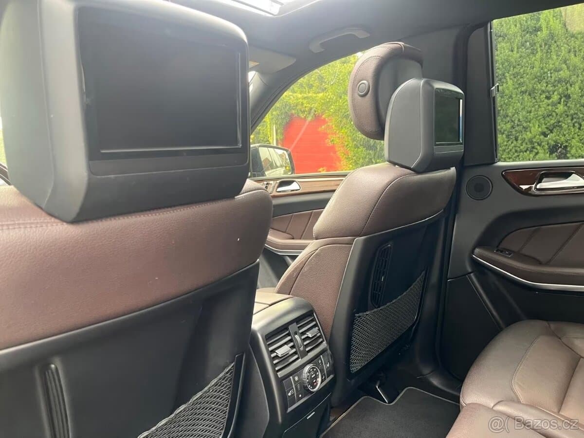 2015 Mercedes-Benz GL - 19