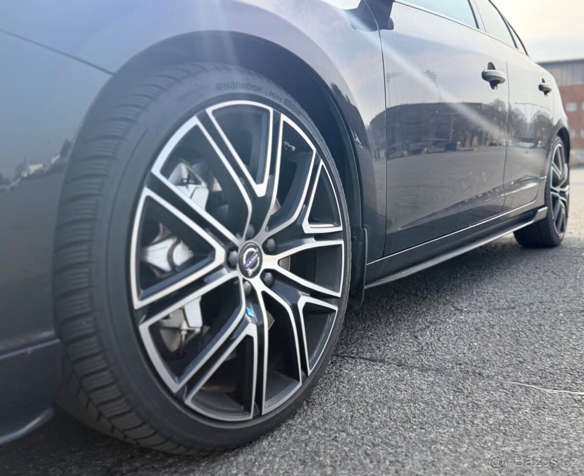 Volvo S60 - 19