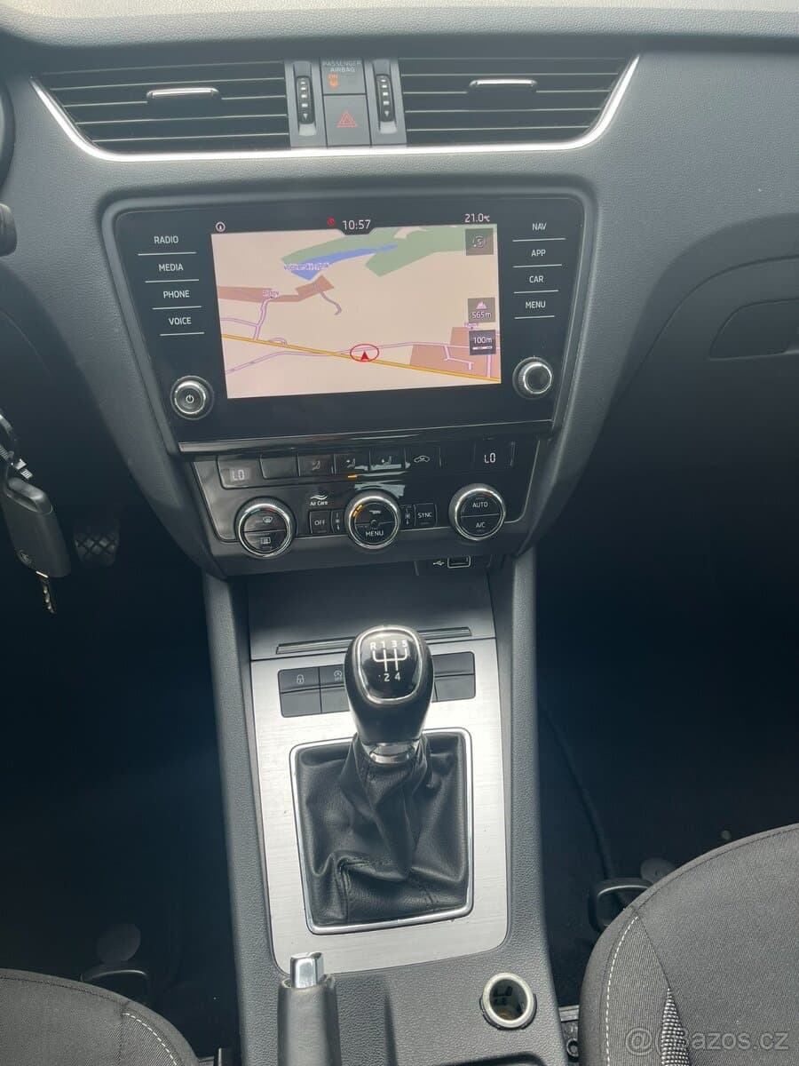 2019 Škoda OCTAVIA - 19
