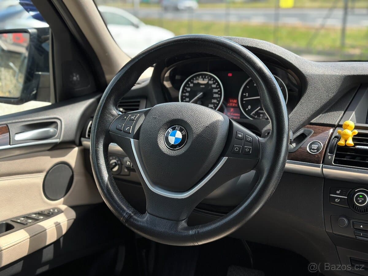 2011 BMW X5 - 19