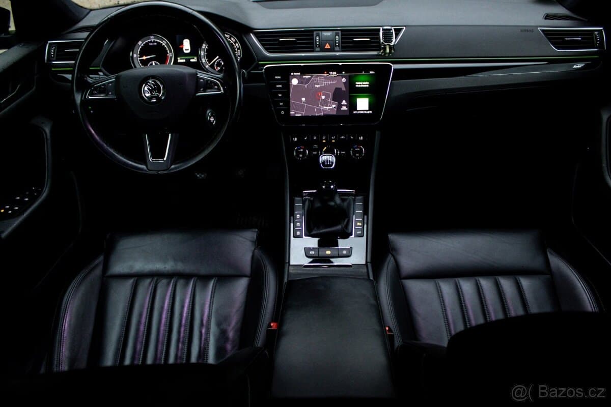 2018 Škoda SUPERB - 19