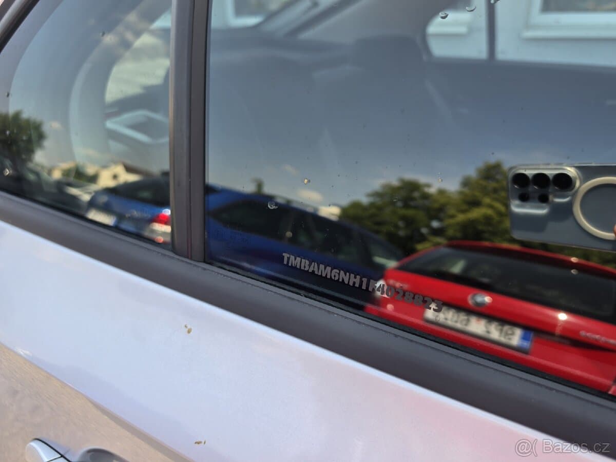 2015 Škoda RAPID - 19