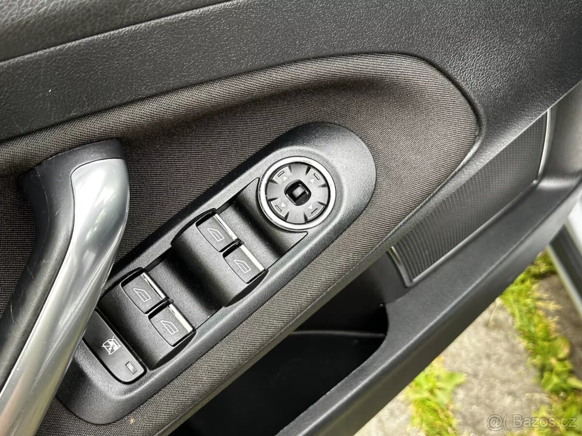 2009 Ford MONDEO - 19