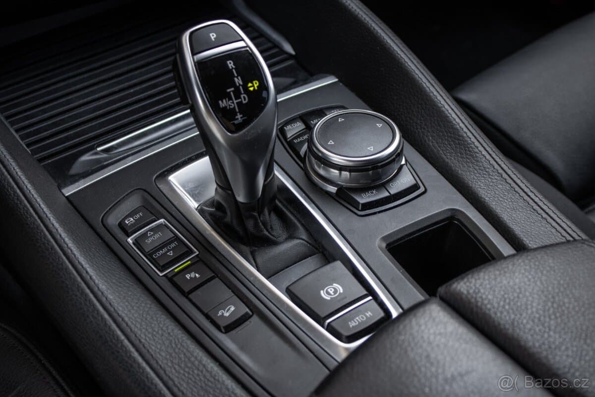2016 BMW X6 - 19