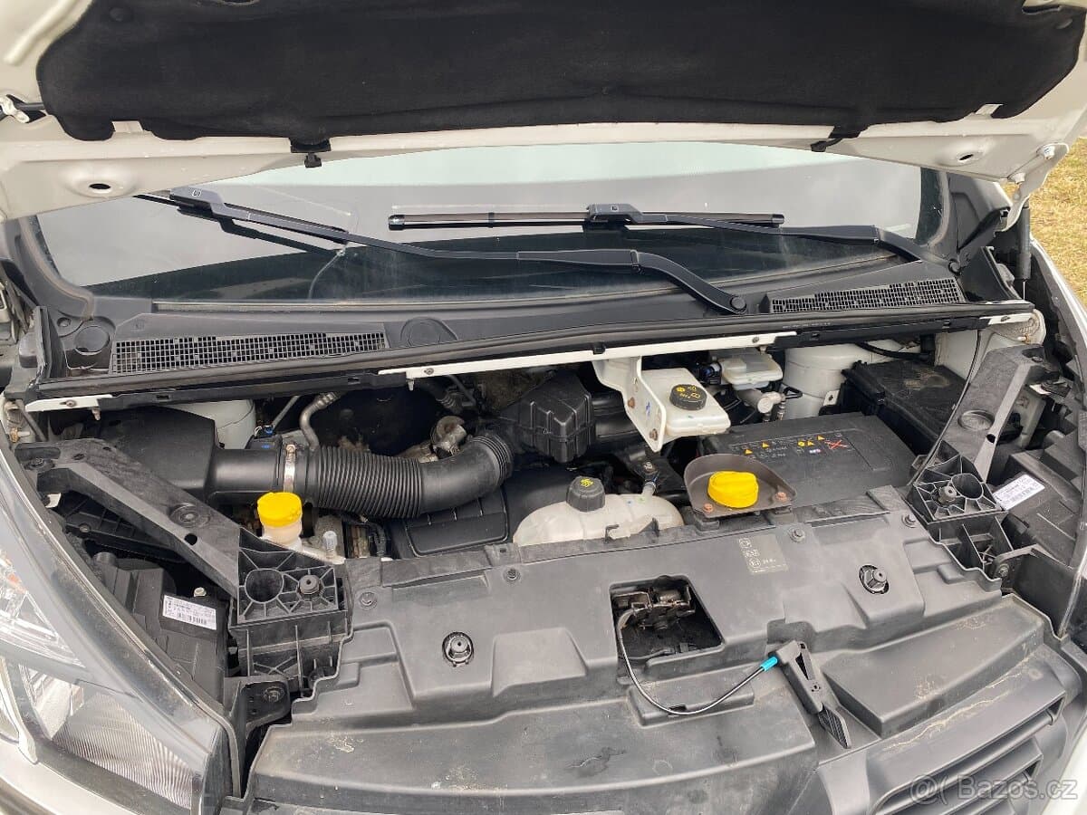 2019 Renault TRAFIC - 19
