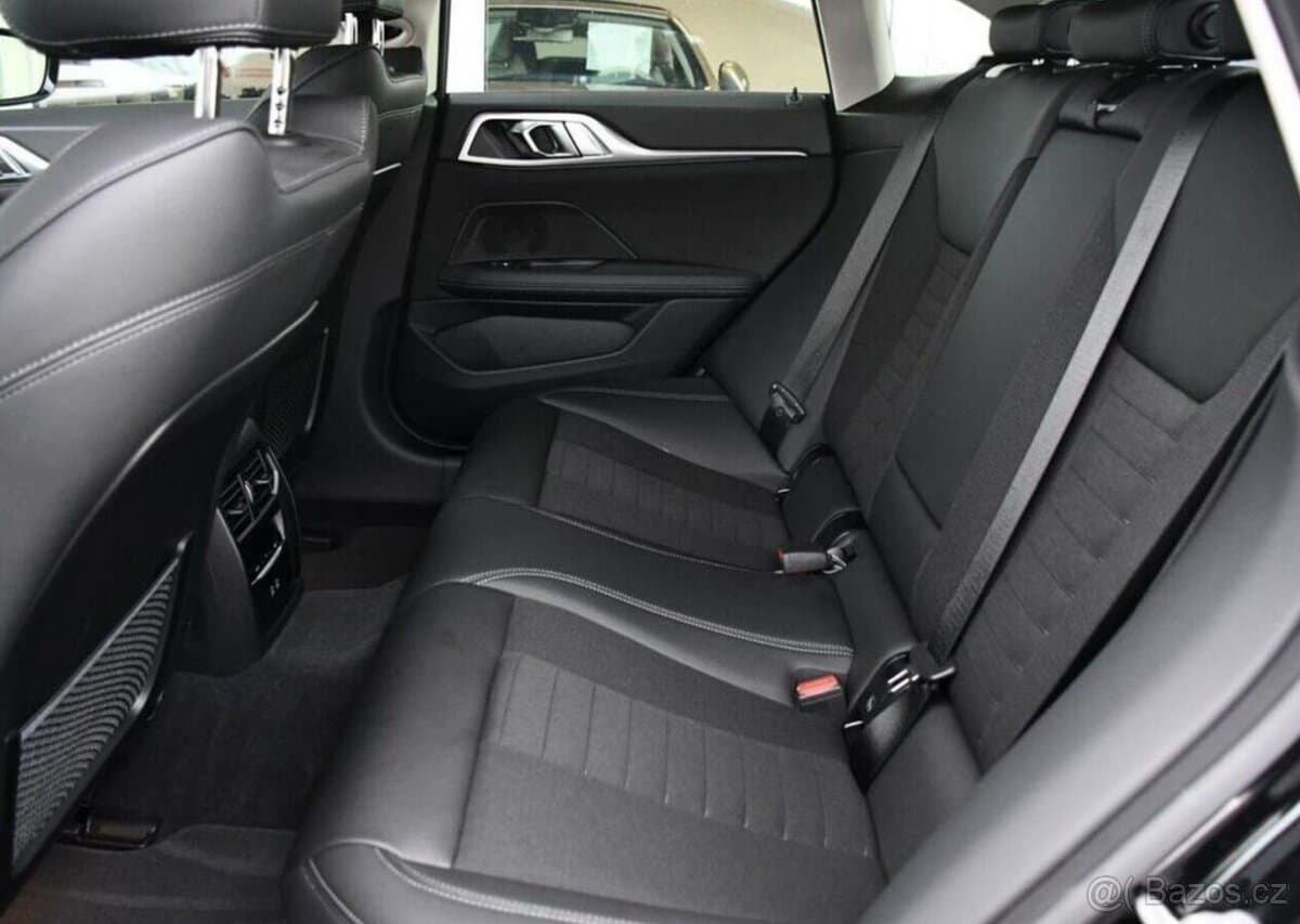 2023 BMW i4 - 19