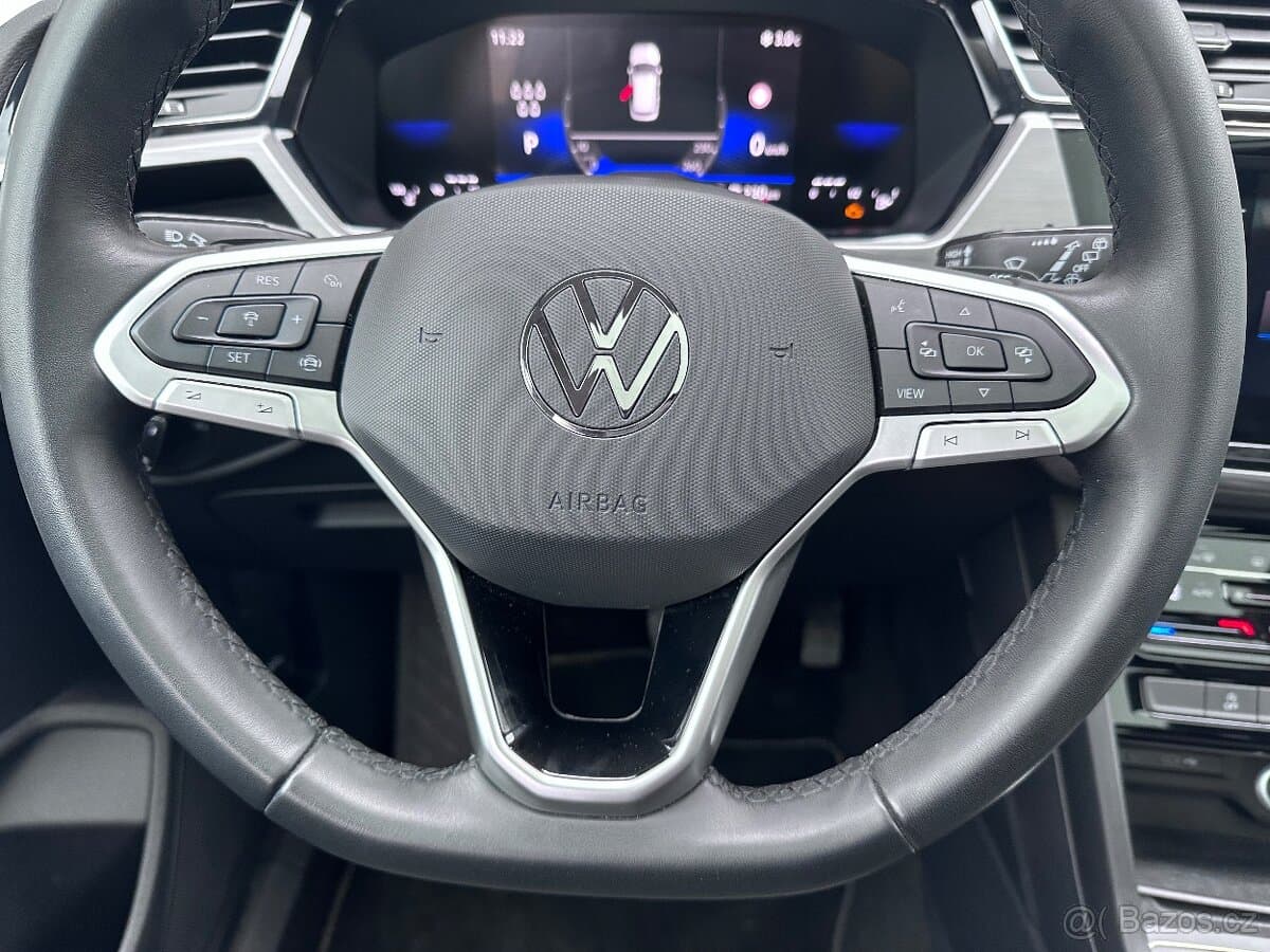 Volkswagen TOURAN - 19