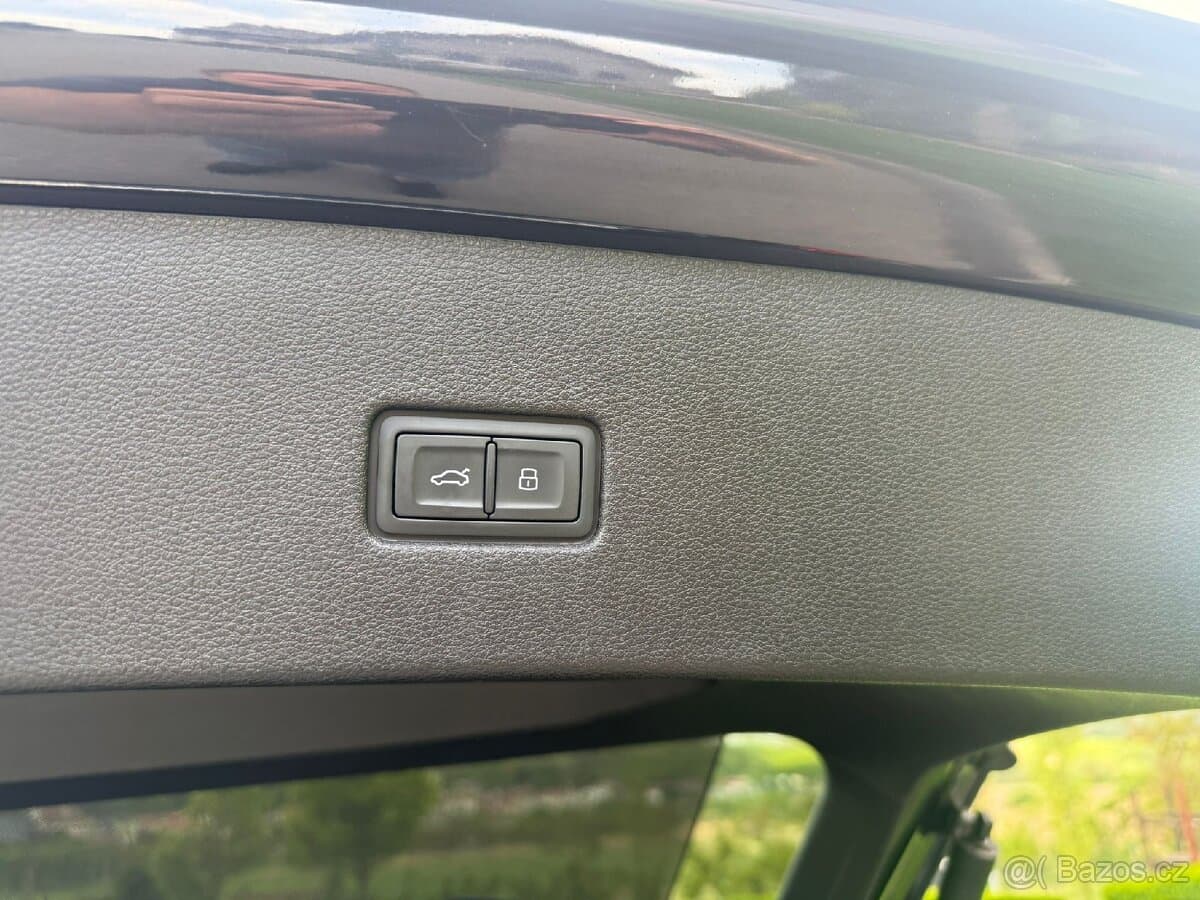 2020 Audi RS Q8 - 19