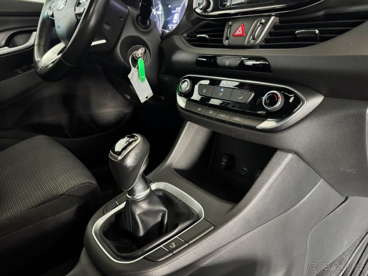 2021 Hyundai i30 - 19