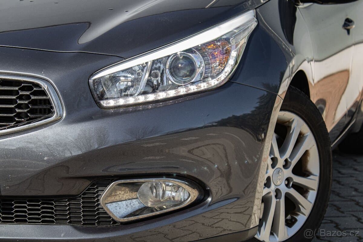 2015 Kia CEE'D - 19