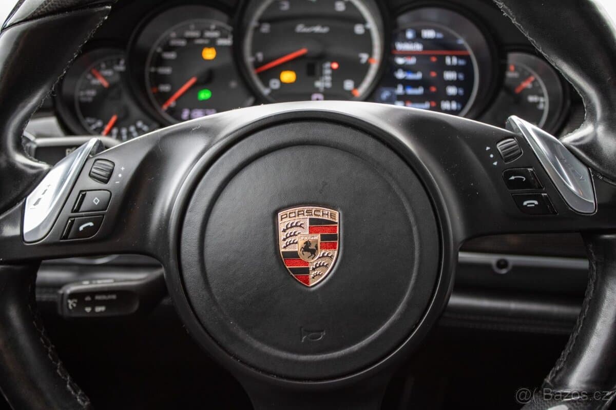 2010 Porsche PANAMERA - 19