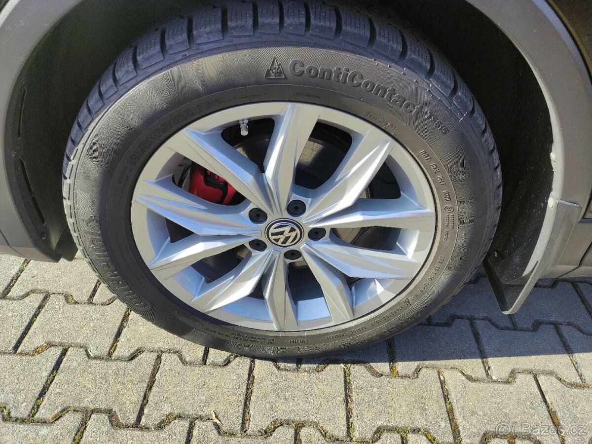 2019 Volkswagen TIGUAN - 19