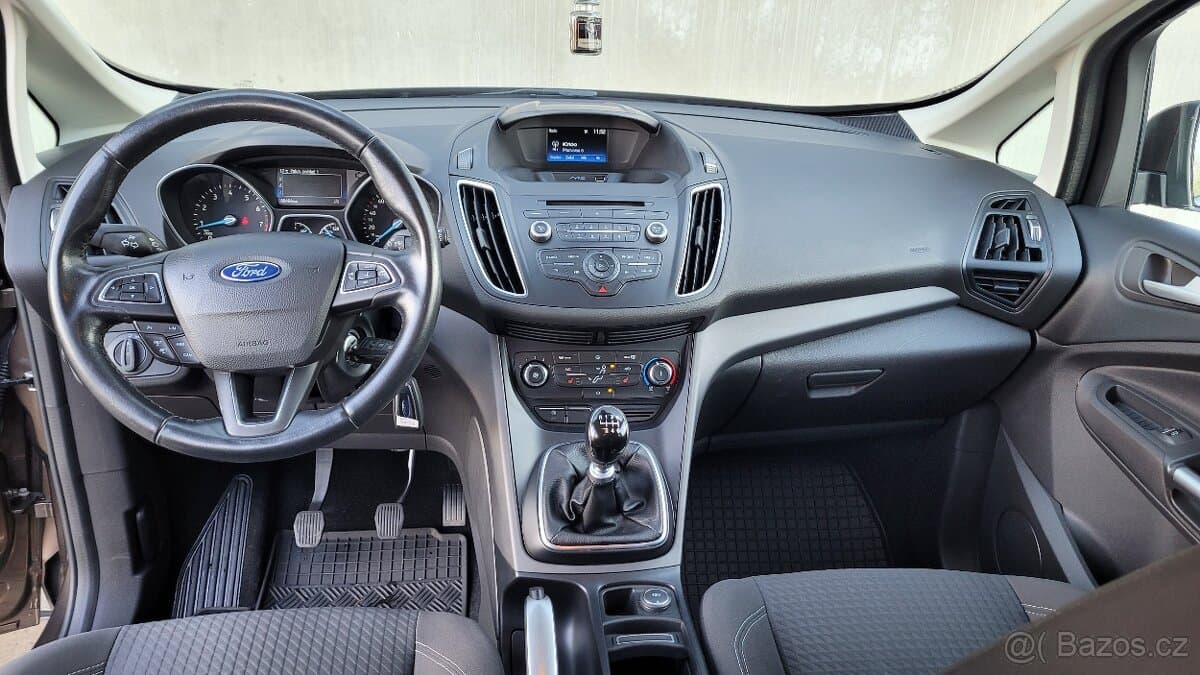 2015 Ford C-MAX - 19