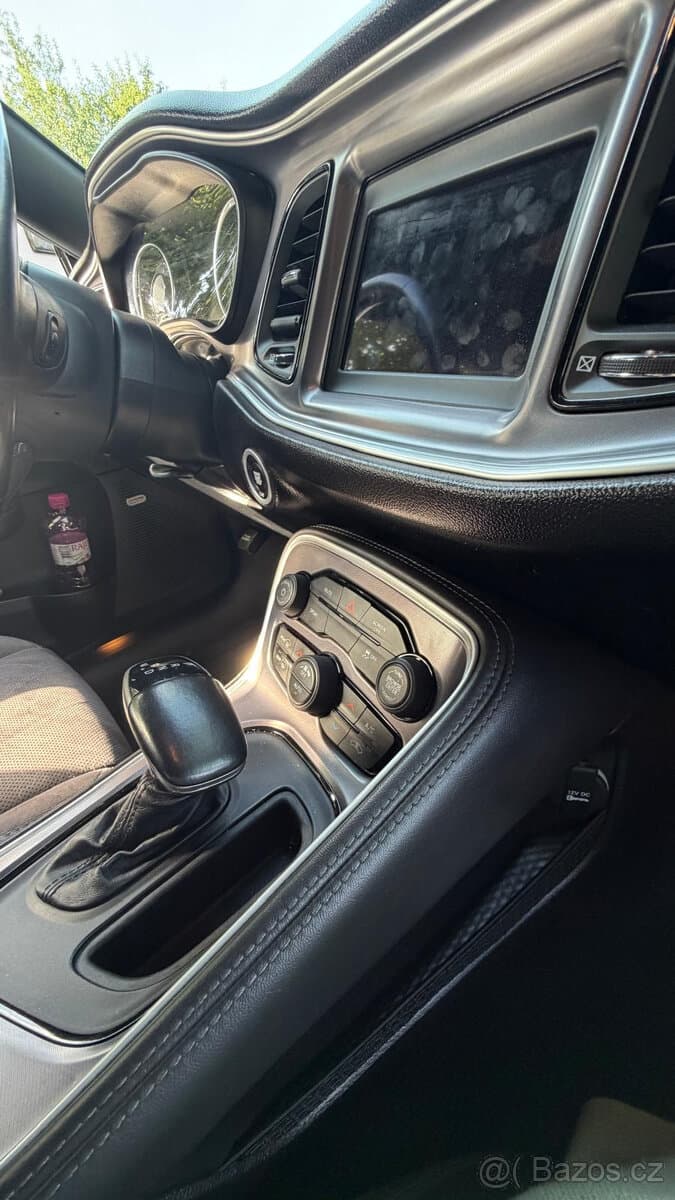 2019 Dodge CHALLENGER - 19