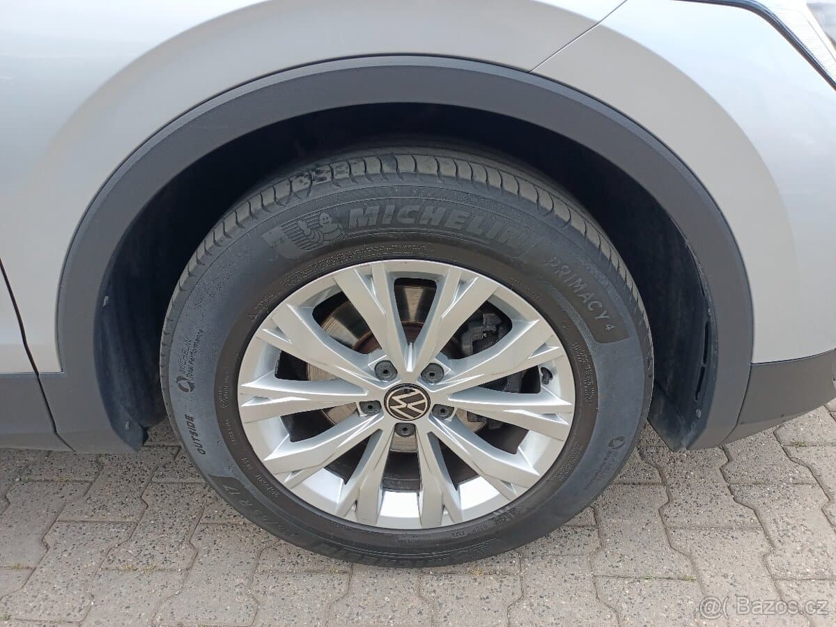 2022 Volkswagen TIGUAN - 19