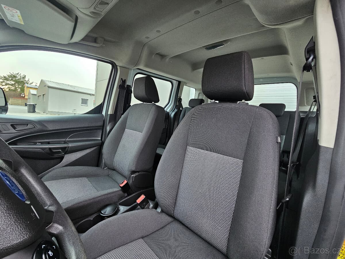 2015 Ford TOURNEO - 19