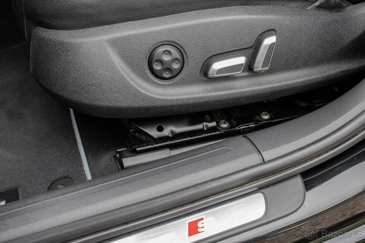 2015 Audi A4 - 19